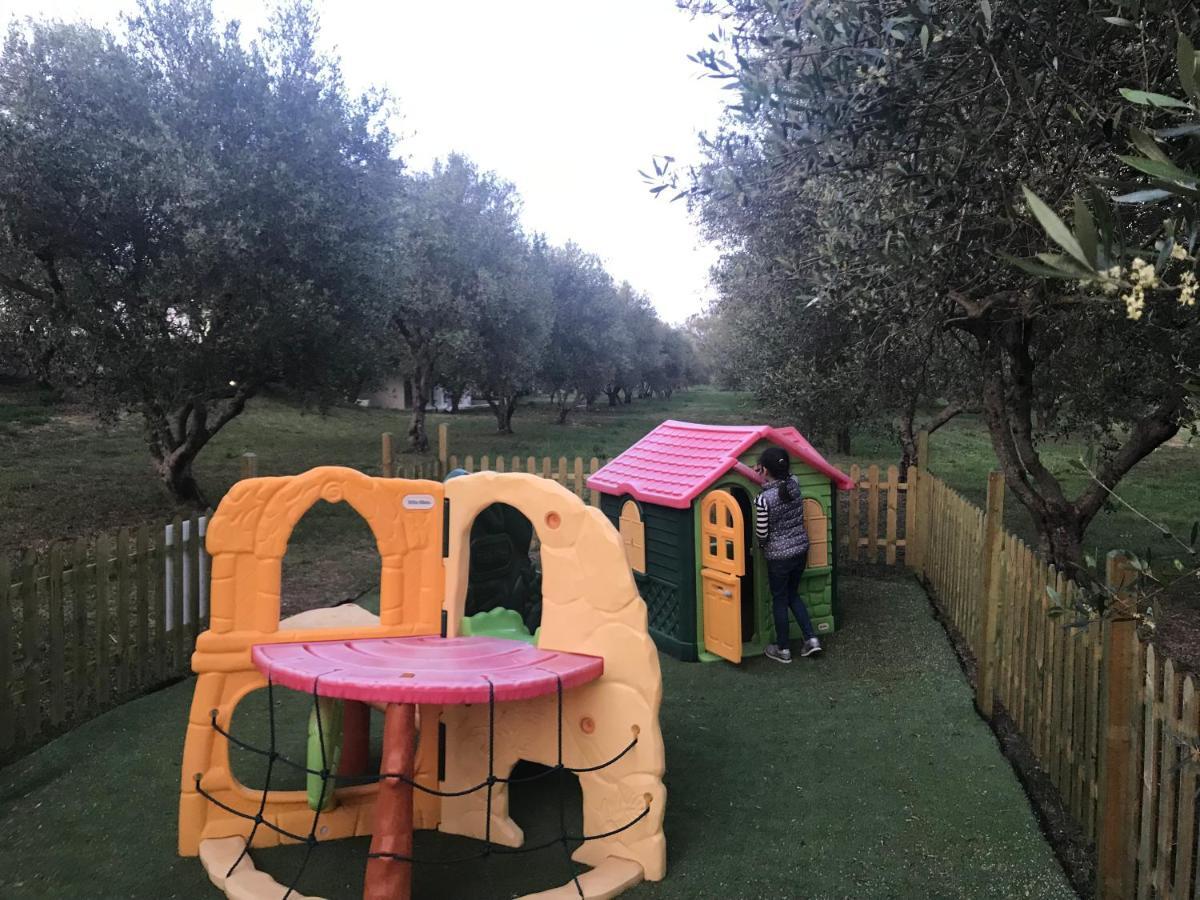 Vardis Olive Garden Georgioupoli Buitenkant foto